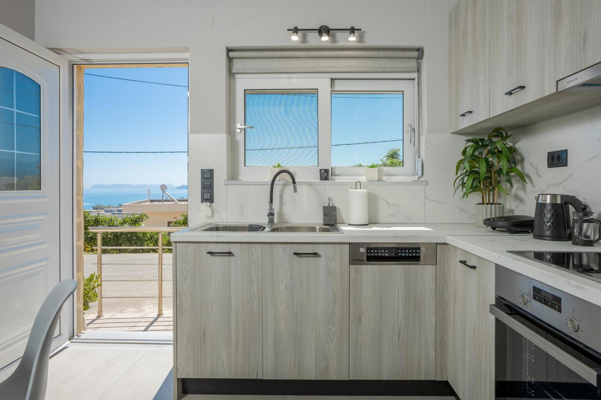 Petra'S Charming Home, 500M To Beach La Canea Esterno foto