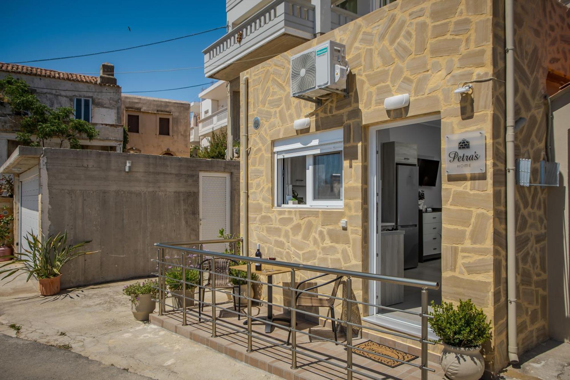 Petra'S Charming Home, 500M To Beach La Canea Esterno foto